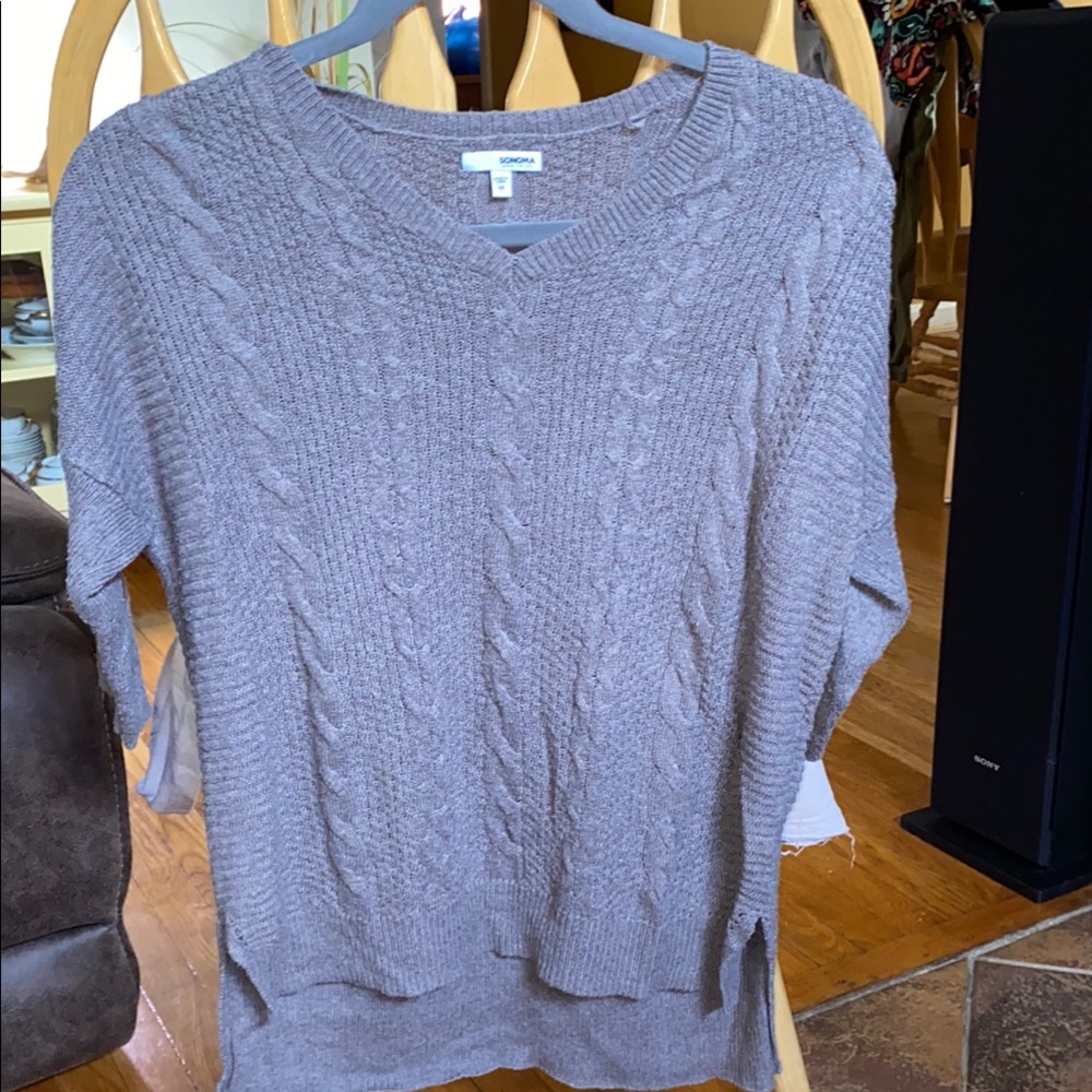 Sonoma V-Neck Sweater Classic Knit Style